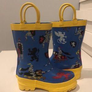 Hatley rain boots size 5 toddler boys like new!